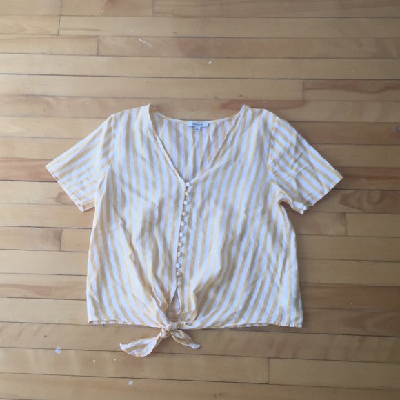 Madewell: Agency Tie-Front Button Top in Pompano - Picture 2 of 5